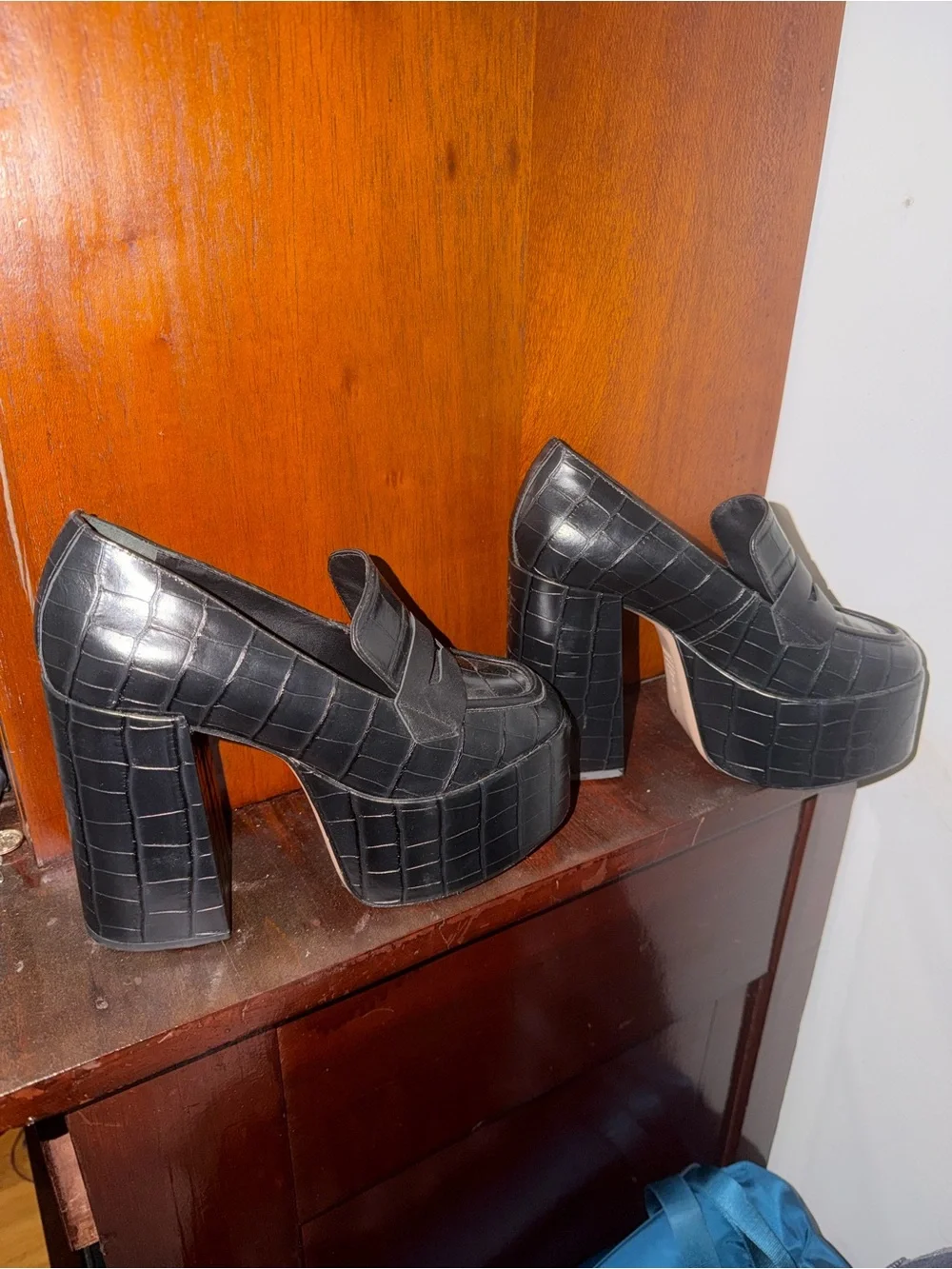 SCHUTZ Croc-Embossed Platform Penny Loafers in Black